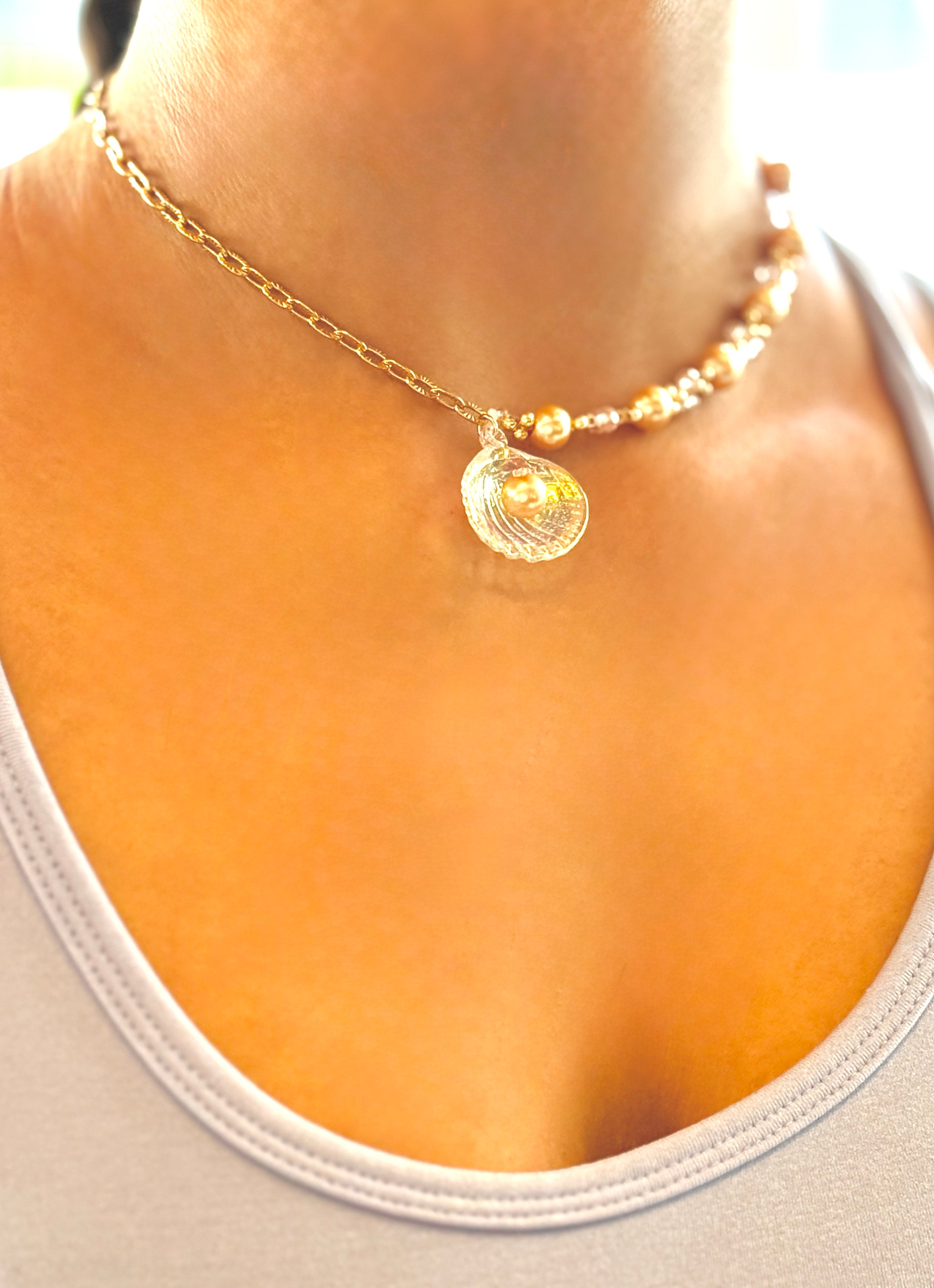 Scallop Shelly Necklace