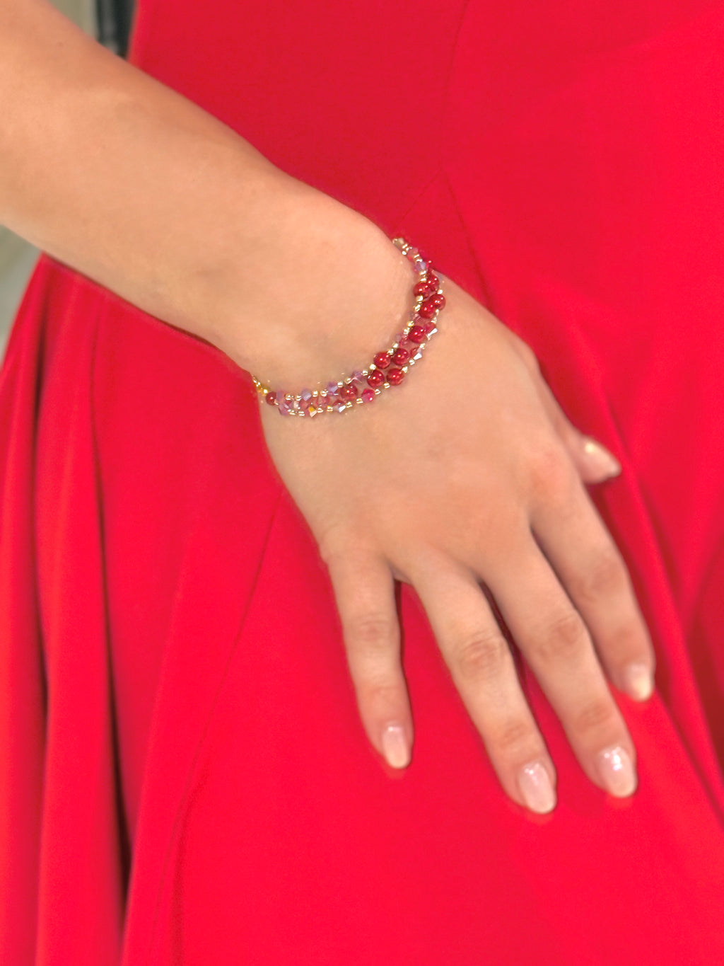 Lady in Red Crystal Glass Pearl Bracelet