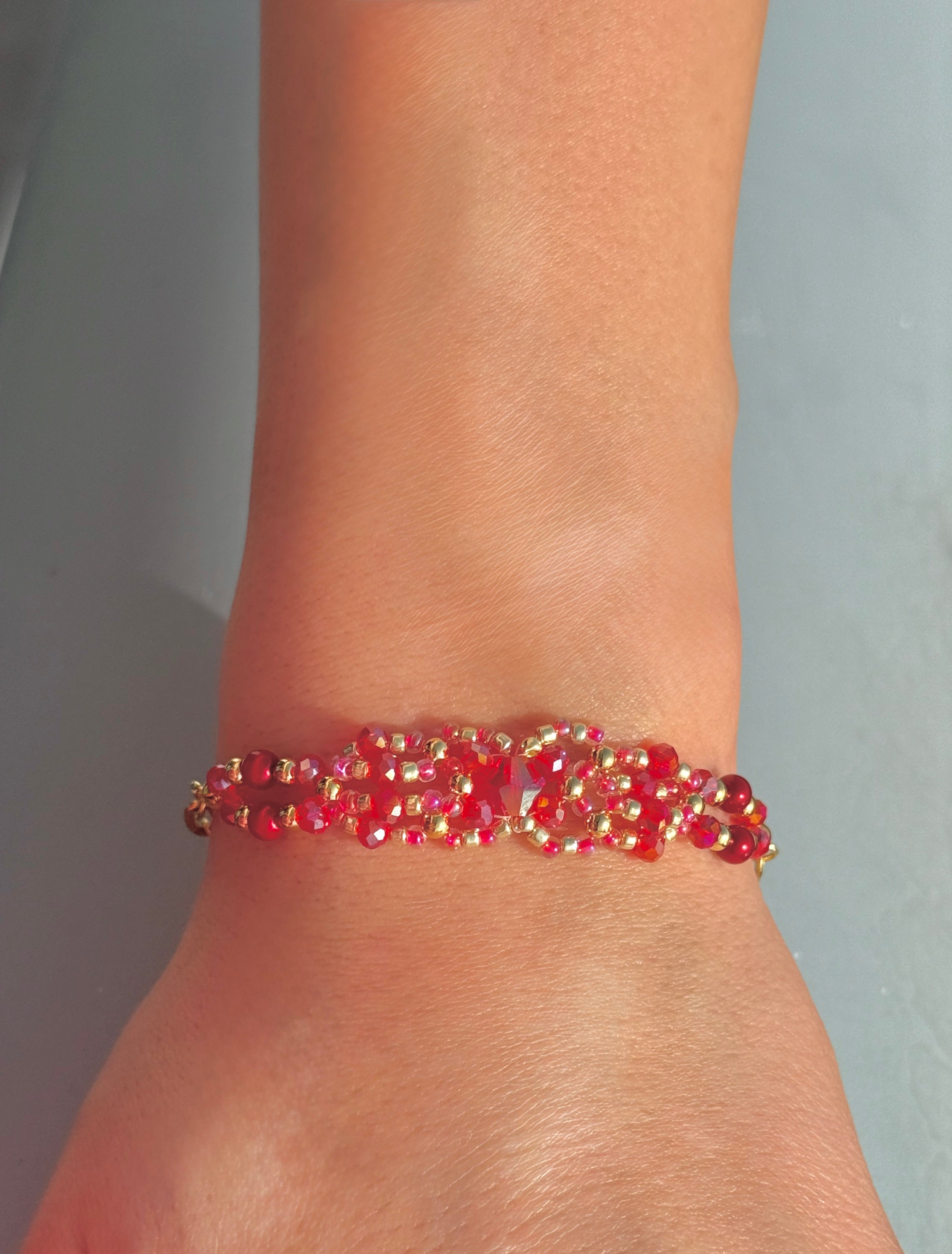 Shelly Rouge Necklace and Bracelet Set